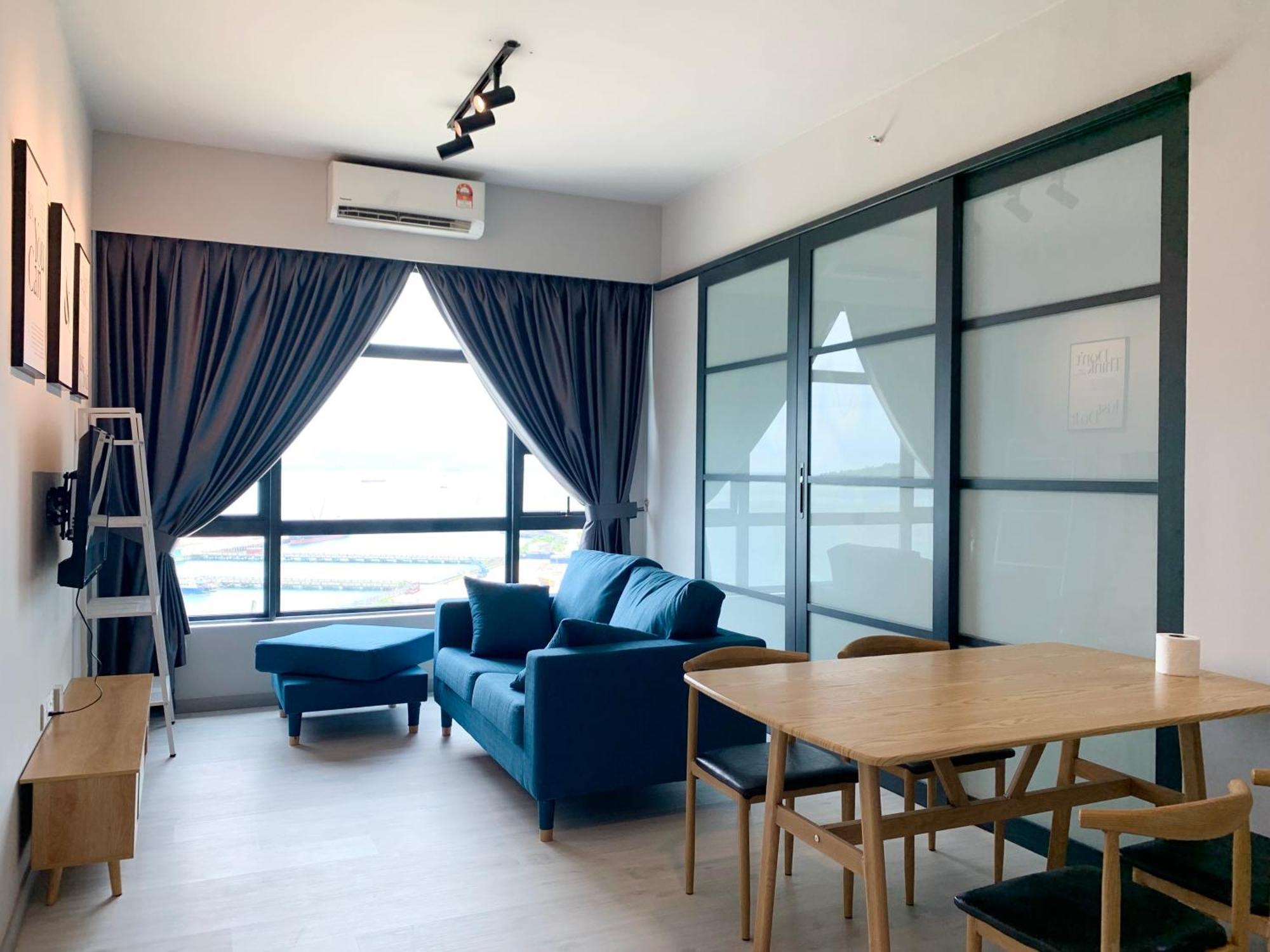 Sunset Seaview Vacation Condos @ Jesselton Quay Kota Kinabalu Room photo